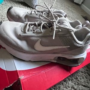 Nike Air Interlk Lite gym shoes- size 7.5
